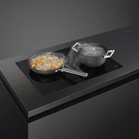 Smeg HOBD472D (аксессуары для отвода и фильтрации воздуха в комплекте)